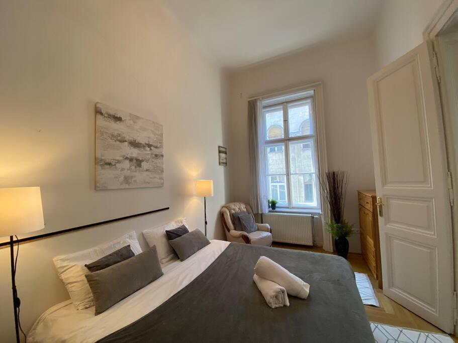 Spacious Andrassy Budapest Exterior foto